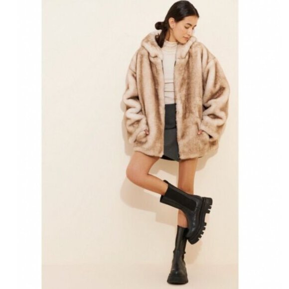 Free People Hannah Hooded Fur Coat Medium - Picture 3 of 14